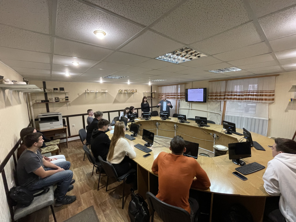 Відбулося друге засідання студентської наукової групи кафедри хірургічної стоматології та щелепно-лицевої хірургії