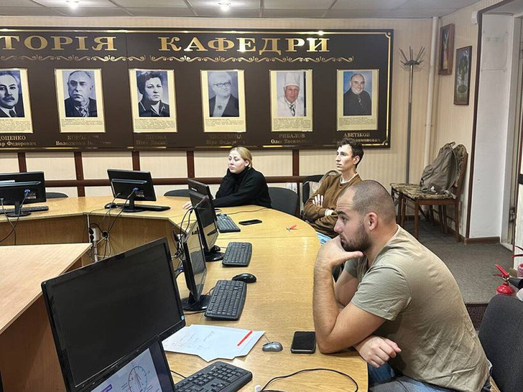 Засідання СНГ від 16.10.2025 "Застосування екстракту кріоконсервованої плаценти в хірургічній стоматології та щелепно-лицевій хірургії"