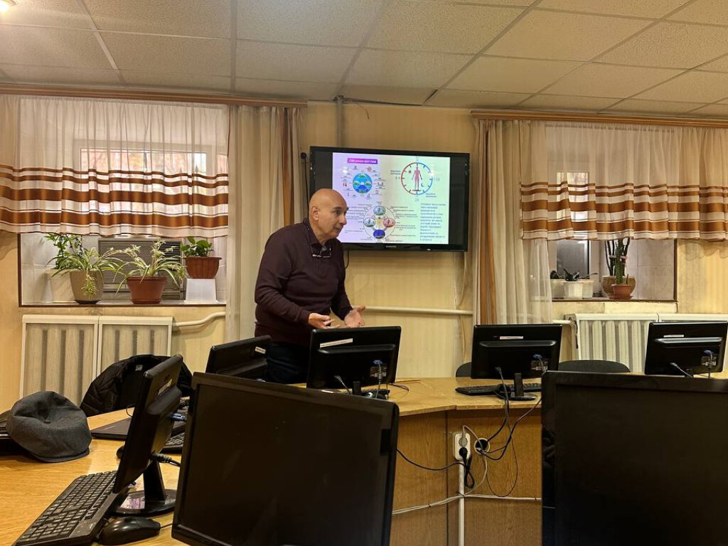 Засідання СНГ від 16.10.2025 "Застосування екстракту кріоконсервованої плаценти в хірургічній стоматології та щелепно-лицевій хірургії"